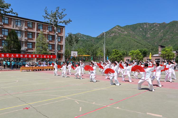 许多专家定